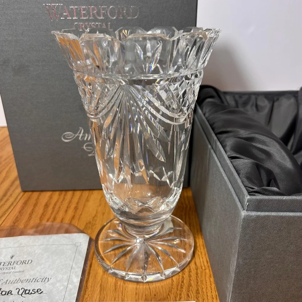 Waterford Crystal Ambassador Vase 9.5